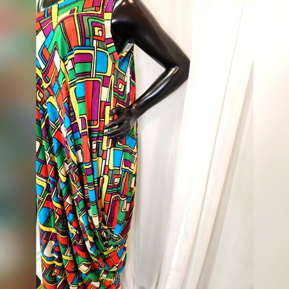 Custom Cut & Sewn - Colorful Geometric Dress with Sash - Picture 13 of 16